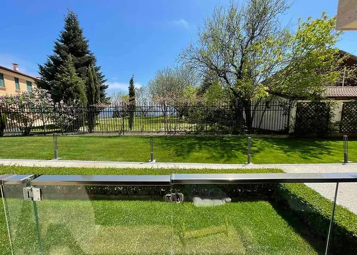 Апартаменты Elegance *